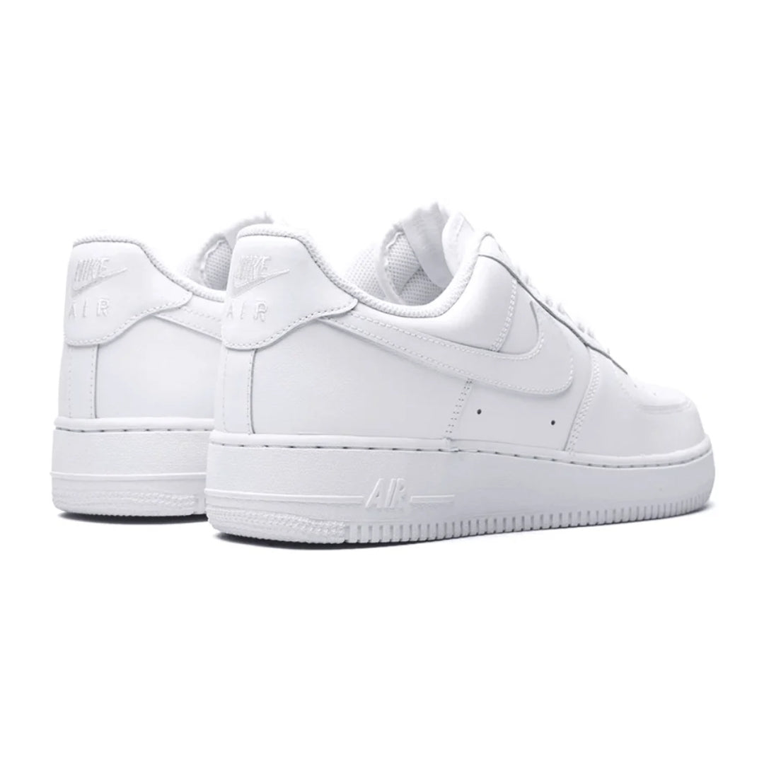 Nike Air Force 1 '07 Triple White